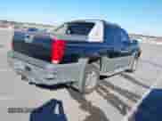 2002 Chevrolet Avalanche with VIN 3GNEK13T82G272572, listed as a IAAI auction lot 43380550 with 197,793 mi miles and . Bid and sale history available at DreamBid. Image 4.