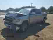 2020 Ram 1500 Laramie z VIN 1C6RREJT1LN321014, wystawiony jako Copart lot #71431685 z przebiegiem 67 979 mil mil oraz Szkoda całkowita • Salvage title. Historia ofert i sprzedaży dostępna na DreamBid. Obrazek 1.