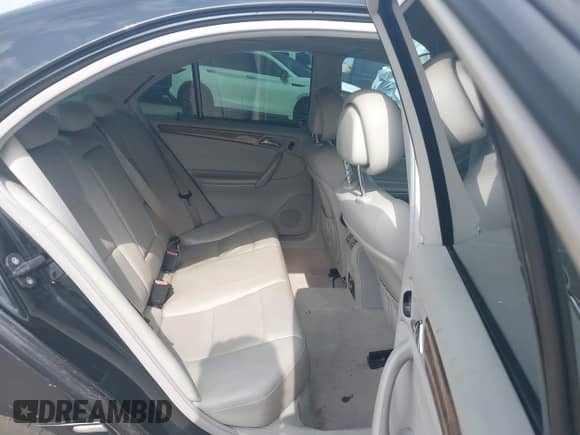 2007 Mercedes-Benz C 230 Sport with VIN WDBRF52H17F905780, listed as a IAAI auction lot 41934997 with 201,961 mi miles and . Bid and sale history available at DreamBid. Image 8.