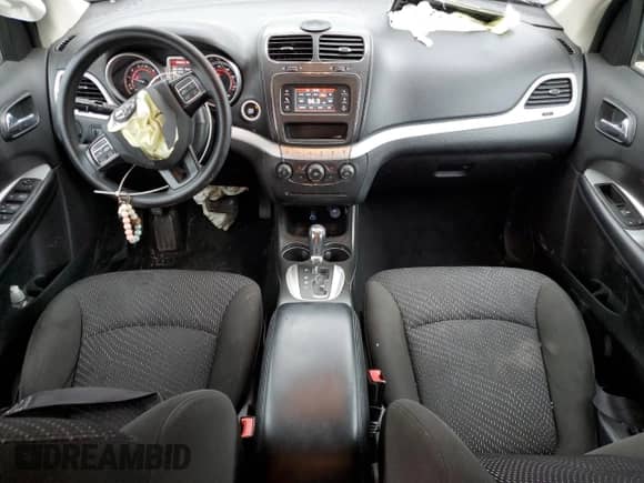 2020 Dodge Journey SE Value z VIN 3C4PDCAB8LT250758, wystawiony jako Copart lot #66220935 z przebiegiem 234 339 mil mil oraz Szkoda całkowita • Salvage title. Historia ofert i sprzedaży dostępna na DreamBid. Obrazek 8.