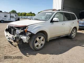 2009 Subaru Forester X Limited with VIN JF2SH64669H751364, listed as a Copart auction lot 80643545 with 174,362 mi miles and Clean title. Bid and sale history available at DreamBid. Image 1.