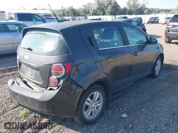 2014 Chevrolet Sonic LT с VIN 1G1JC6SH7E4102325, выставлен на аукционе IAAI как лот 42881360 с пробегом 146 389 миль миль и . История ставок и продаж доступна на DreamBid. Изображение 4.