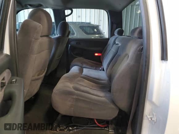 2002 Chevrolet Silverado 2500HD LS z VIN 1GCHK23G12F167601, wystawiony jako Copart lot #45470585 z przebiegiem 193 066 mil mil oraz Nie do naprawy • Non repairable. Historia ofert i sprzedaży dostępna na DreamBid. Obrazek 10.