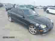 2007 Mercedes-Benz C 230 Sport with VIN WDBRF52H17F905780, listed as a IAAI auction lot 41934997 with 201,961 mi miles and . Bid and sale history available at DreamBid. Image 1.