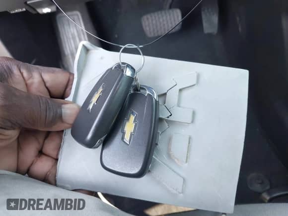 2018 Chevrolet Equinox LS с VIN 2GNAXREV4J6231704, выставлен на аукционе IAAI как лот 43162153 с пробегом 80 457 миль миль и . История ставок и продаж доступна на DreamBid. Изображение 11.