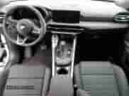 2024 Dodge Hornet R/T с VIN ZACPDFCW7R3A35249, выставлен на аукционе Copart как лот 41580115 с пробегом 577 миль миль и Чистый • Clean title. История ставок и продаж доступна на DreamBid. Изображение 8.