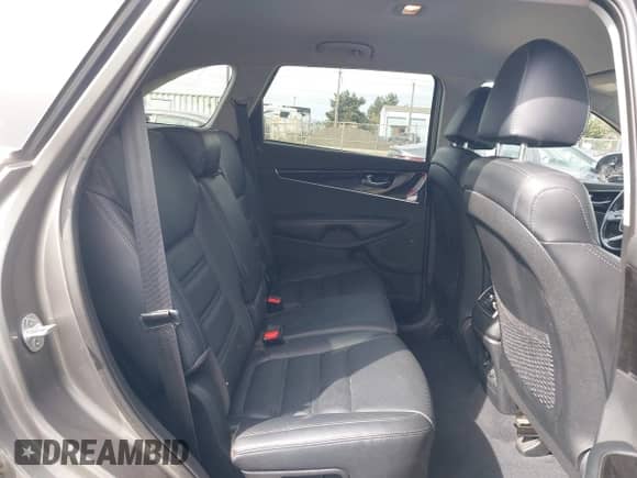 2019 Kia Sorento EX with VIN 5XYPHDA56KG547201, listed as a IAAI auction lot 42260787 with 76,524 mi miles and . Bid and sale history available at DreamBid. Image 8.