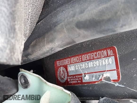 2008 Chevrolet Tahoe 1LT z VIN 1GNFC13038R207600, wystawiony jako IAAI lot #42142968 z przebiegiem 133 926 mil mil oraz . Historia ofert i sprzedaży dostępna na DreamBid. Obrazek 9.