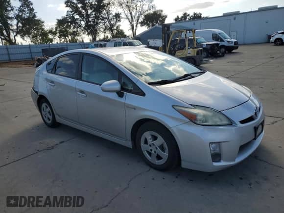 2010 Toyota Prius II z VIN JTDKN3DU1A0197528, wystawiony jako Copart lot #86161655 z przebiegiem 158 628 mil mil oraz Szkoda całkowita • Salvage title. Historia ofert i sprzedaży dostępna na DreamBid. Obrazek 4.