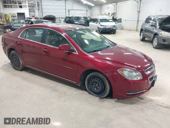 2011 Chevrolet Malibu 2LT с VIN 1G1ZD5E11BF299002, выставлен на аукционе IAAI как лот 43377238 с пробегом 107 322 миль миль и . История ставок и продаж доступна на DreamBid. Изображение 1.