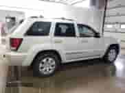 2008 Jeep Grand Cherokee Overland with VIN 1J8HR682X8C181435, listed as a Copart auction lot 60760605 with 137,522 mi miles and Clean title. Bid and sale history available at DreamBid. Image 3.