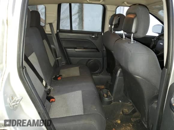 2010 Jeep Compass Latitude с VIN 1J4NF1FB8AD620344, выставлен на аукционе Copart как лот 88244265 с пробегом 169 861 миль миль и Чистый • Clean title. История ставок и продаж доступна на DreamBid. Изображение 11.