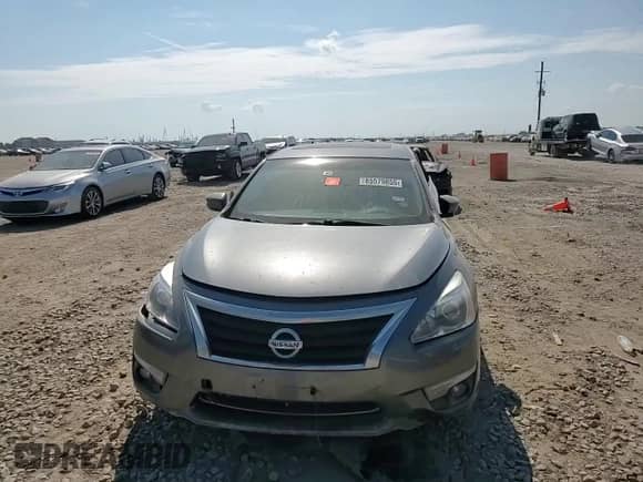 2015 Nissan Altima SL with VIN 1N4AL3AP5FN921303, listed as a Copart auction lot 85579855 with 236,654 mi miles and Salvage title. Bid and sale history available at DreamBid. Image 14.
