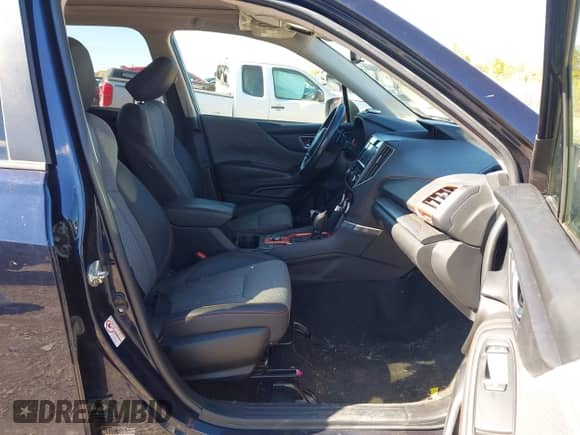 2019 Subaru Forester Special Sports z VIN JF2SKAJCXKH576895, wystawiony jako IAAI lot #43400488 z przebiegiem 54 916 mil mil oraz . Historia ofert i sprzedaży dostępna na DreamBid. Obrazek 5.