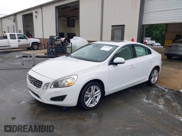 2012 Volvo S60 T5 с VIN YV1622FS3C2114909, выставлен на аукционе IAAI как лот 42969803 с пробегом 185 164 миль миль и . История ставок и продаж доступна на DreamBid. Изображение 17.