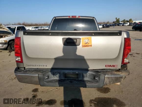 2008 GMC Sierra 1500 Work Truck with VIN 1GTEC19X98Z296159, listed as a Copart auction lot 87528965 with 173,545 mi miles and Salvage title. Bid and sale history available at DreamBid. Image 6.