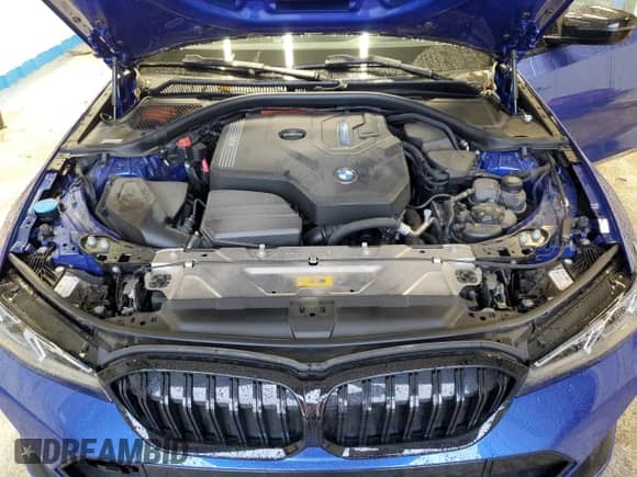 2023 BMW 3 Series 330e xDrive с VIN 3MW39FS06P8C90874, выставлен на аукционе Copart как лот 82032605 с пробегом 11 190 миль миль и Списание • Salvage title. История ставок и продаж доступна на DreamBid. Изображение 11.