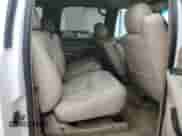 2003 Chevrolet Suburban LT с VIN 3GNGK26U33G176613, выставлен на аукционе Copart как лот 59850095 с пробегом 277 245 миль миль и Списание • Salvage title. История ставок и продаж доступна на DreamBid. Изображение 11.