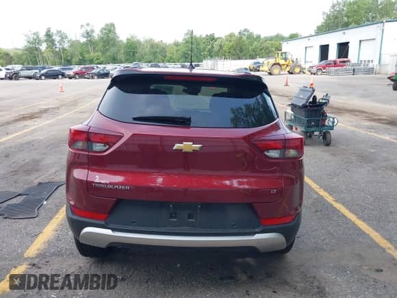 2022 Chevrolet TrailBlazer LT z VIN KL79MPSL0NB063460, wystawiony jako IAAI lot #42875690 z przebiegiem 47 224 mil mil oraz . Historia ofert i sprzedaży dostępna na DreamBid. Obrazek 17.