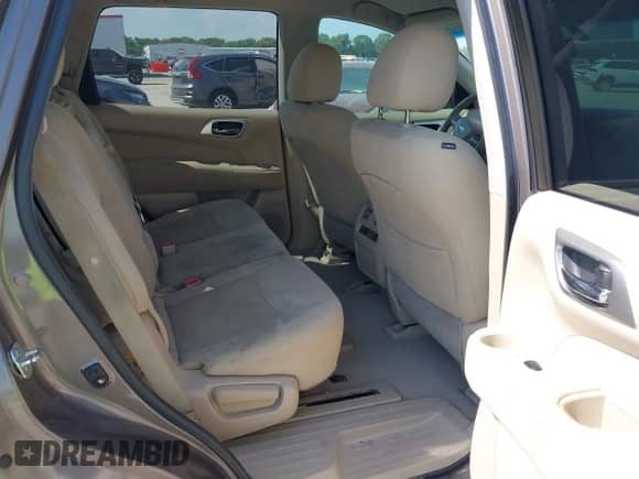 2014 Nissan Pathfinder SL with VIN 5N1AR2MN2EC618515, listed as a IAAI auction lot 43373075 with 180,348 mi miles and . Bid and sale history available at DreamBid. Image 8.