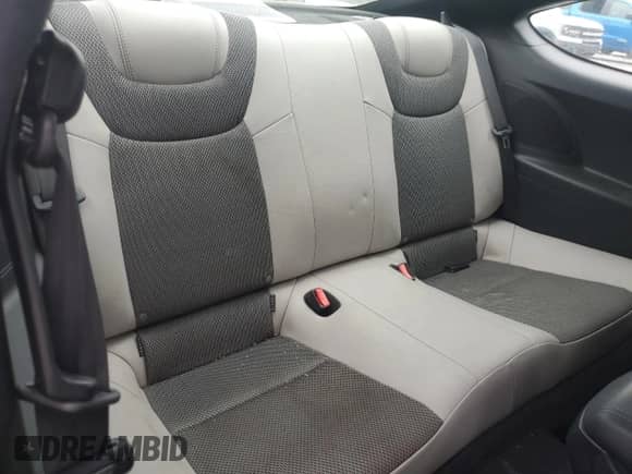 2013 Hyundai Genesis Coupe 2.0T с VIN KMHHT6KD0DU099636, выставлен на аукционе Copart как лот 72784054 с пробегом 86 108 миль миль и Списание • Salvage title. История ставок и продаж доступна на DreamBid. Изображение 10.