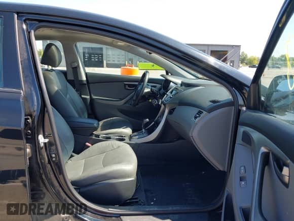 2013 Hyundai Elantra GLS с VIN KMHDH4AE4DU962730, выставлен на аукционе IAAI как лот 43198048 с пробегом 94 021 миль миль и . История ставок и продаж доступна на DreamBid. Изображение 5.