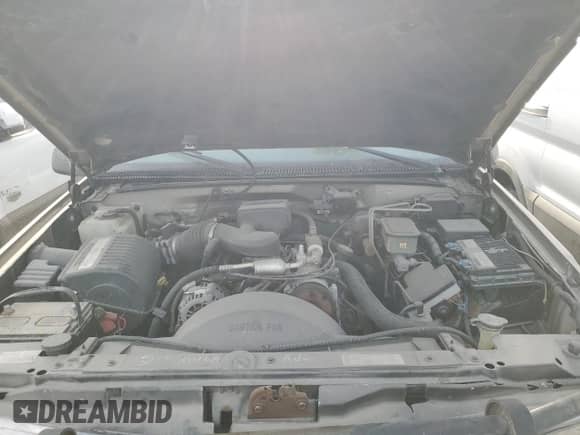 2000 Chevrolet Silverado 3500 с VIN 1GCGC33R3YF516072, выставлен на аукционе Copart как лот 83587024 с пробегом 77 586 миль миль и Списание • Salvage title. История ставок и продаж доступна на DreamBid. Изображение 12.