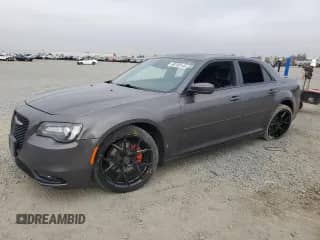 2015 Chrysler 300 S с VIN 2C3CCABG6FH820306, выставлен на аукционе Copart как лот 68740145 с пробегом 54 766 миль миль и Списание • Salvage title. История ставок и продаж доступна на DreamBid. Изображение 1.