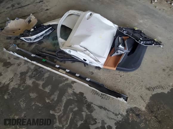 2019 BMW 3 Series 330i with VIN WBA5R1C54KAK12564, listed as a Copart auction lot 87452615 with 49,169 mi miles and Salvage title. Bid and sale history available at DreamBid. Image 12.