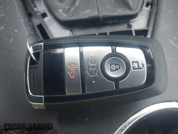 2024 Ford Mustang EcoBoost с VIN 1FA6P8TH8R5143368, выставлен на аукционе IAAI как лот 43025741 с пробегом 9 326 миль миль и . История ставок и продаж доступна на DreamBid. Изображение 11.