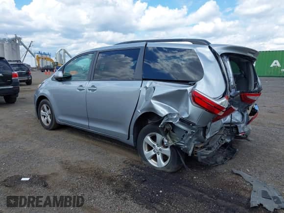 2017 Toyota Sienna LE Auto Access Seat with VIN 5TDKZ3DC5HS820605, listed as a IAAI auction lot 43106577 with 143,049 mi miles and . Bid and sale history available at DreamBid. Image 3.