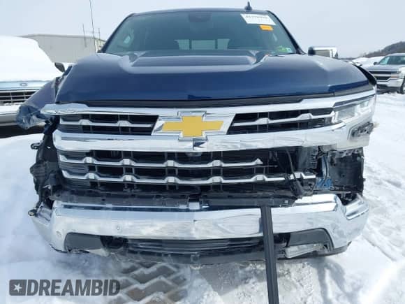 2022 Chevrolet Silverado 1500 LTZ z VIN 2GCUDGED8N1511011, wystawiony jako IAAI lot #41378959 z przebiegiem 30 665 mil mil oraz . Historia ofert i sprzedaży dostępna na DreamBid. Obrazek 17.