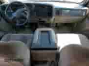 2005 Chevrolet Tahoe LS с VIN 1GNEK13V75J173729, выставлен на аукционе Copart как лот 55227065 с пробегом 226 273 миль миль и Списание • Salvage title. История ставок и продаж доступна на DreamBid. Изображение 8.