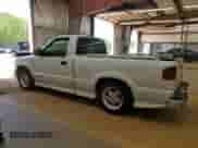 2003 Chevrolet S-10 LS с VIN 1GCCS14X138169325, выставлен на аукционе Copart как лот 52531625 с пробегом 89 181 миль миль и Списание • Salvage title. История ставок и продаж доступна на DreamBid. Изображение 2.