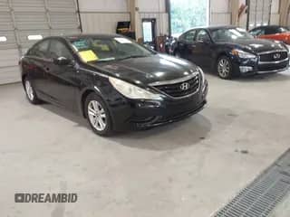 2011 Hyundai Sonata GLS с VIN 5NPEB4AC6BH186021, выставлен на аукционе IAAI как лот 43294333 с пробегом 121 722 миль миль и . История ставок и продаж доступна на DreamBid. Изображение 1.