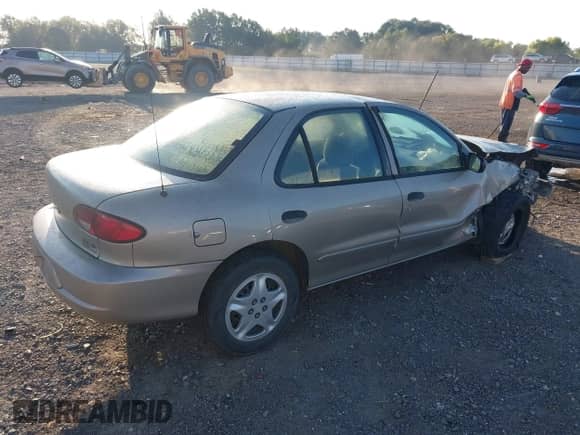 2002 Chevrolet Cavalier LS с VIN 1G1JF524027423924, выставлен на аукционе IAAI как лот 43372919 с пробегом 91 969 миль миль и . История ставок и продаж доступна на DreamBid. Изображение 4.