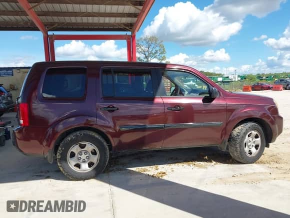 2011 Honda Pilot LX с VIN 5FNYF3H23BB036620, выставлен на аукционе IAAI как лот 43327945 с пробегом 193 746 миль миль и . История ставок и продаж доступна на DreamBid. Изображение 13.