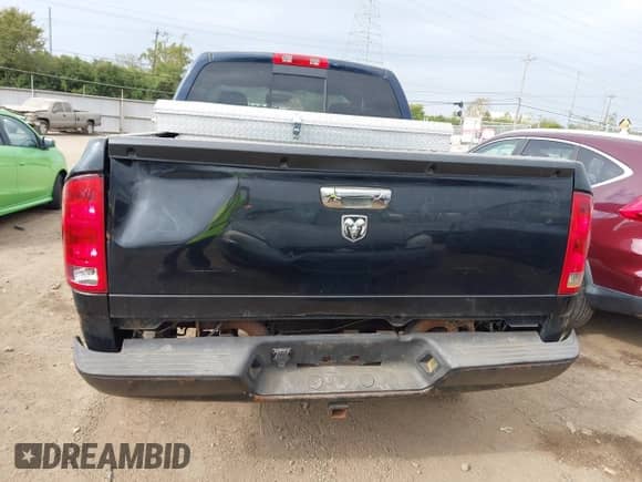 2004 Dodge 2500 SLT with VIN 1D7KU28D64J265379, listed as a IAAI auction lot 43445031 with 240,118 mi miles and . Bid and sale history available at DreamBid. Image 17.