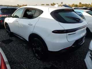 2023 Dodge Hornet GT Plus с VIN ZACNDFBN2P3A04956, выставлен на аукционе Copart как лот 74065004 с пробегом Не указан миль и На запчасти • Non repairable. История ставок и продаж доступна на DreamBid. Изображение 6.