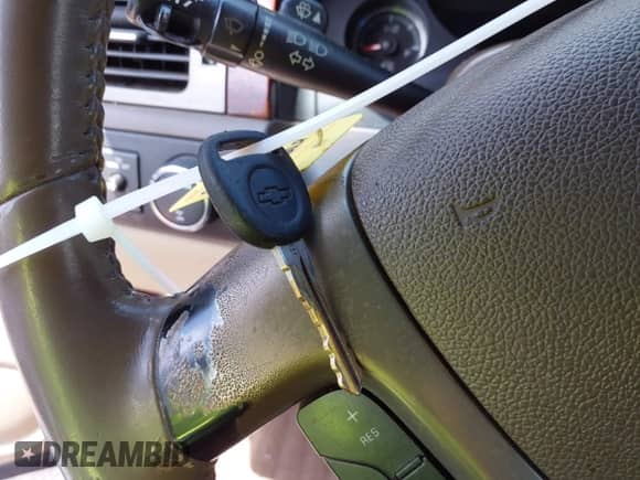 2009 Chevrolet Suburban LTZ z VIN 1GNFK36379J124126, wystawiony jako IAAI lot #42564602 z przebiegiem 210 343 mil mil oraz . Historia ofert i sprzedaży dostępna na DreamBid. Obrazek 11.