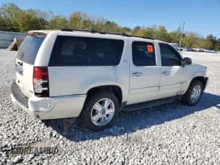 2010 Chevrolet Suburban LTZ with VIN 1GNUKKE38AR177636, listed as a Copart auction lot 86234575 with 217,383 mi miles and Clean title. Bid and sale history available at DreamBid. Image 3.