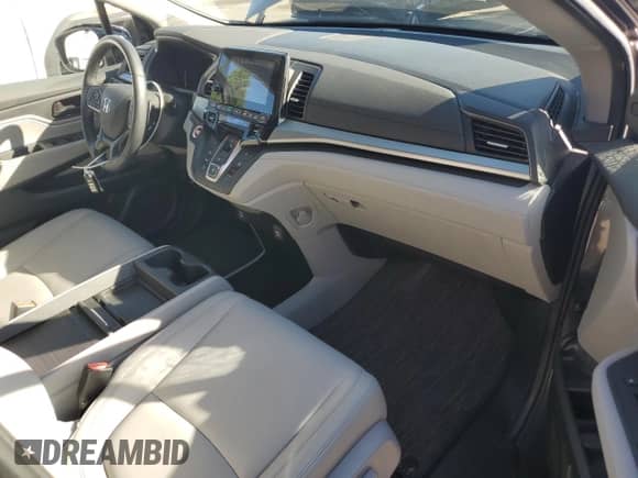 2024 Honda Odyssey EX-L with VIN 5FNRL6H64RB069069, listed as a Copart auction lot 87076955 with 15,204 mi miles and Salvage title. Bid and sale history available at DreamBid. Image 8.