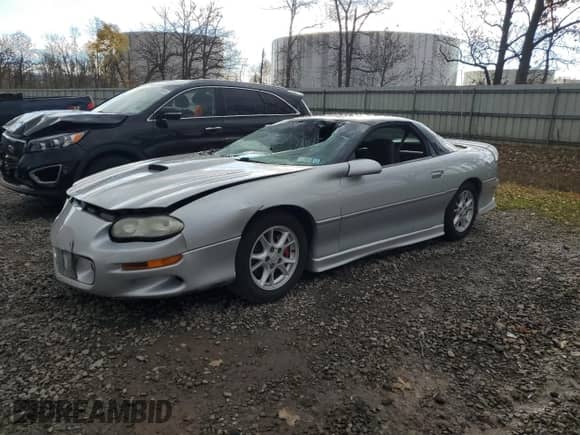 2000 Chevrolet Camaro Z28 z VIN 2G1FP22G9Y2104310, wystawiony jako Copart lot #77654484 z przebiegiem 69 924 mil mil oraz Szkoda całkowita • Salvage title. Historia ofert i sprzedaży dostępna na DreamBid. Obrazek 1.