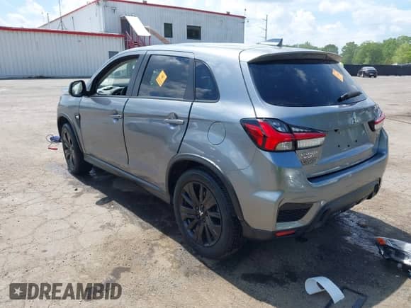 2023 Mitsubishi Outlander ES z VIN JA4ARUAU5PU013679, wystawiony jako IAAI lot #42175376 z przebiegiem 19 024 mil mil oraz . Historia ofert i sprzedaży dostępna na DreamBid. Obrazek 3.