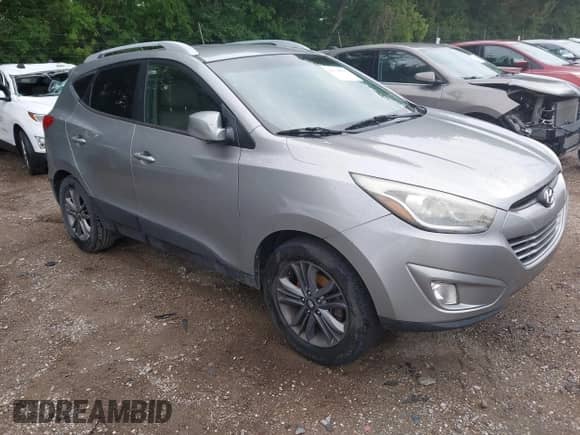 2015 Hyundai Tucson Limited с VIN KM8JU3AG5FU961745, выставлен на аукционе IAAI как лот 42538663 с пробегом 117 902 миль миль и . История ставок и продаж доступна на DreamBid. Изображение 1.