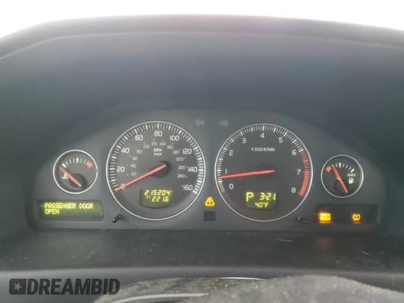 2007 Volvo S60 2.5L Turbo с VIN YV1RH592472623955, выставлен на аукционе Copart как лот 82886134 с пробегом 215 204 миль миль и Списание • Salvage title. История ставок и продаж доступна на DreamBid. Изображение 9.