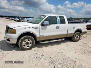 2004 Ford F-150 STX z VIN 1FTRX12W34NA82339, wystawiony jako Copart lot #69517515 z przebiegiem 224 400 mil mil oraz Szkoda całkowita • Salvage title. Historia ofert i sprzedaży dostępna na DreamBid. Obrazek 1.