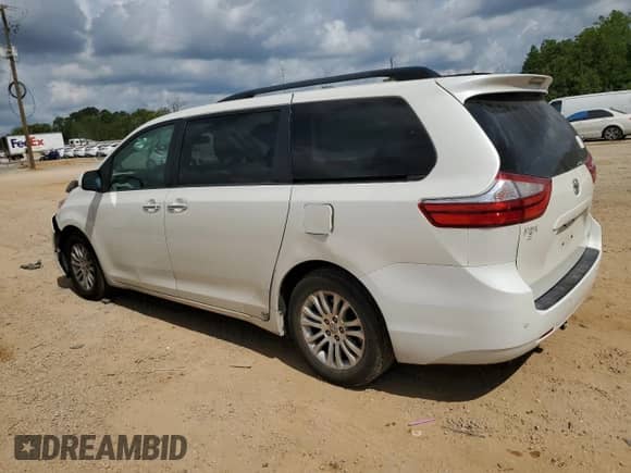 2017 Toyota Sienna XLE Auto Access Seat с VIN 5TDYZ3DC3HS768756, выставлен на аукционе Copart как лот 54992625 с пробегом 115 943 миль миль и Списание • Salvage title. История ставок и продаж доступна на DreamBid. Изображение 2.
