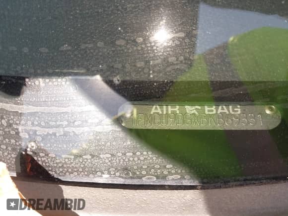 2011 Ford Escape XLT с VIN 1FMCU9DGXBKB69331, выставлен на аукционе IAAI как лот 43346798 с пробегом 231 571 миль миль и . История ставок и продаж доступна на DreamBid. Изображение 18.