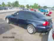 2009 BMW 3 Series 328i with VIN WBAPH73559E128562, listed as a IAAI auction lot 42129719 with 172,682 mi miles and . Bid and sale history available at DreamBid. Image 3.